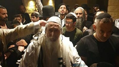 שיעור לקבוצת בחורים מישיבה חסידית במעונו של הגה"צ רבי אליעזר ברלנד שליט"א