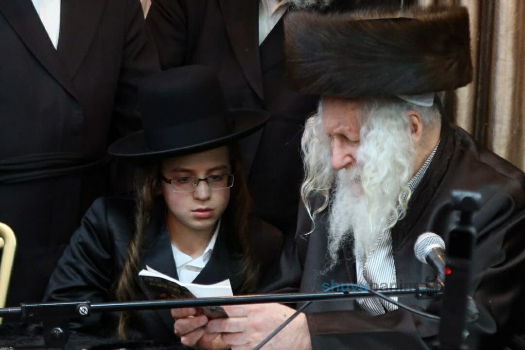 ומשפע מצות תפילין - שמחת הבר מצוה לנין הגה"צ רבי אליעזר ברלנד שליט"א