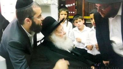 צפו: "ביקשתי מהגר"ח קניבסקי שיברך שהגה"צ הרב אליעזר ברלנד שליט"א יחזור לארץ