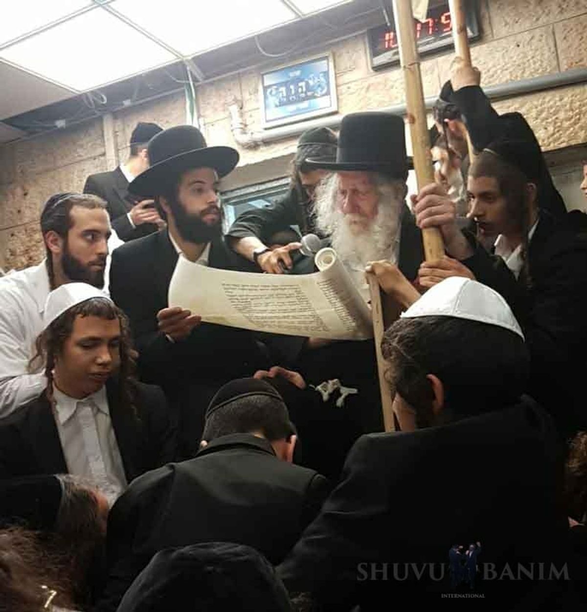 ליל תשעה באב עם הגה"צ הרב אליעזר ברלנד שליט"א: צפו