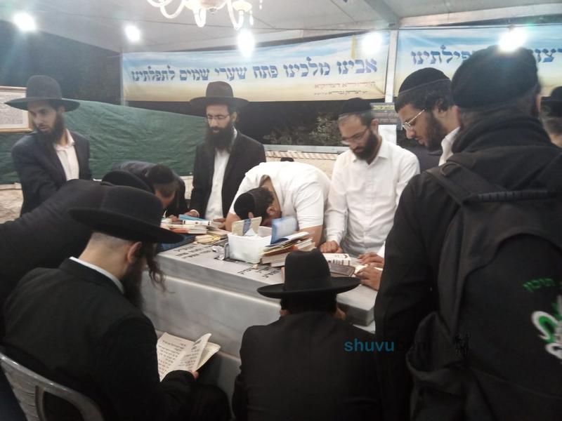 ההילולא של פועל הישועות רבי יצחק גברא זיע"א מהמושב עג'ור