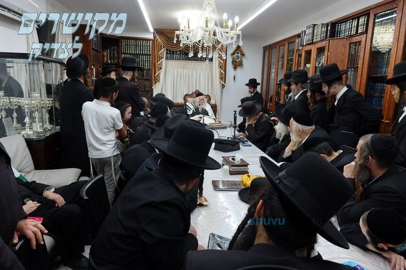 שיעור לאברכי מניין 'בקודש פנימה' במעונו של הגה"צ רבי אליעזר ברלנד שליט"א