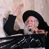 צפו במשא המרכזי מאת הגה"צ רבי אליעזר ברלנד שליט"א בעצרת בחברון - בָּרֶגַע שֶׁהוֹלְכִים עִם הַתִּקּוּן הַכְּלָלִי, אָז כּוֹבְשִׁים אֶת כָּל הָעוֹלָם!