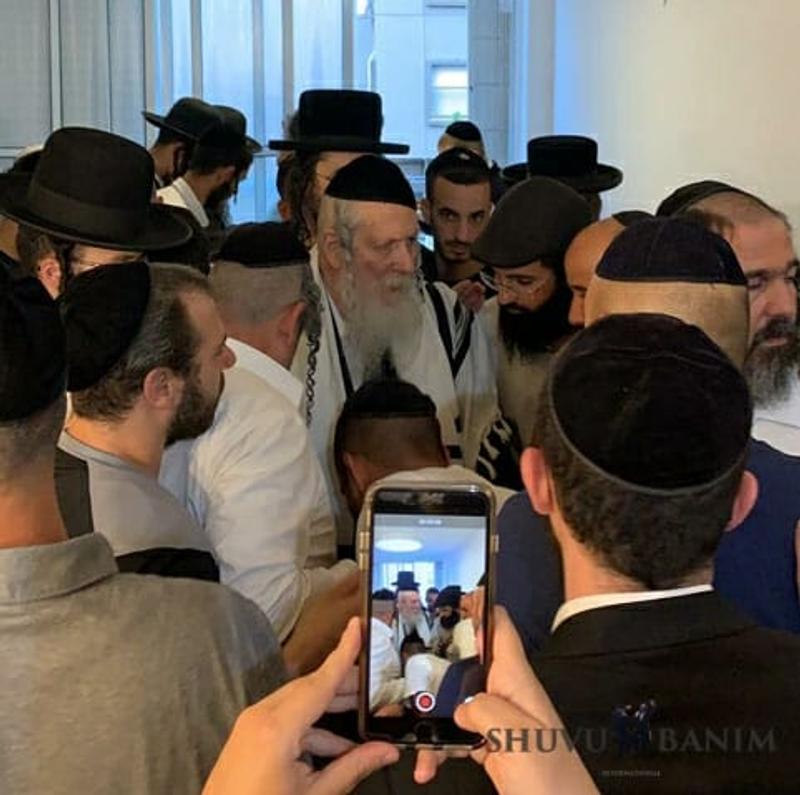 דברי הגה"צ הרב אליעזר ברלנד שליט"א בבני ברק - גלריית תמונות מחוג בית בת ים