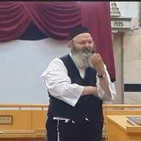 האזינו למזכה הרבים הרב שמעון פרץ שליט"א בשדה התעופה - "הרב ברלנד הולך להרים את כל התפילות באומן"