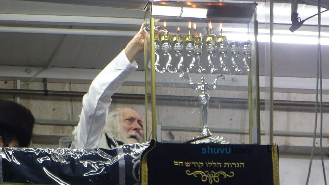 שבת חנוכה בקהילת קודש שובו בנים בצילו של הגה"צ רבי אליעזר ברלנד שליט"א