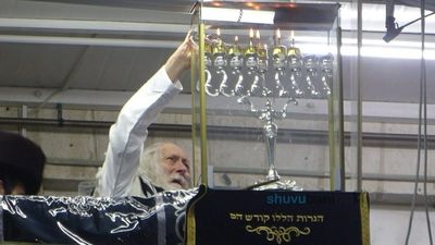 שבת חנוכה בקהילת קודש שובו בנים בצילו של הגה"צ רבי אליעזר ברלנד שליט"א