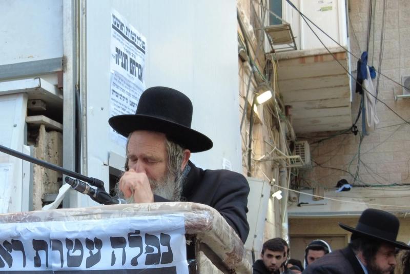 "At Every Meeting He Spoke Only About Emunas Chachamim" • Rav Shalom Arush Eulogizes Rabbi Chananya