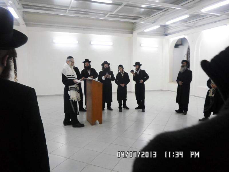 ספירת העומר עם הרב אליעזר ברלנד שליט"א בבית חב''ד בקאזאן מרוקו כ''ז ניסן תשע''ג