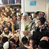 אוֹר בְּמוֹשְׁבֹתָם • סיקור פרשת בא אצל הגה"צ רבי אליעזר ברלנד שליט"א