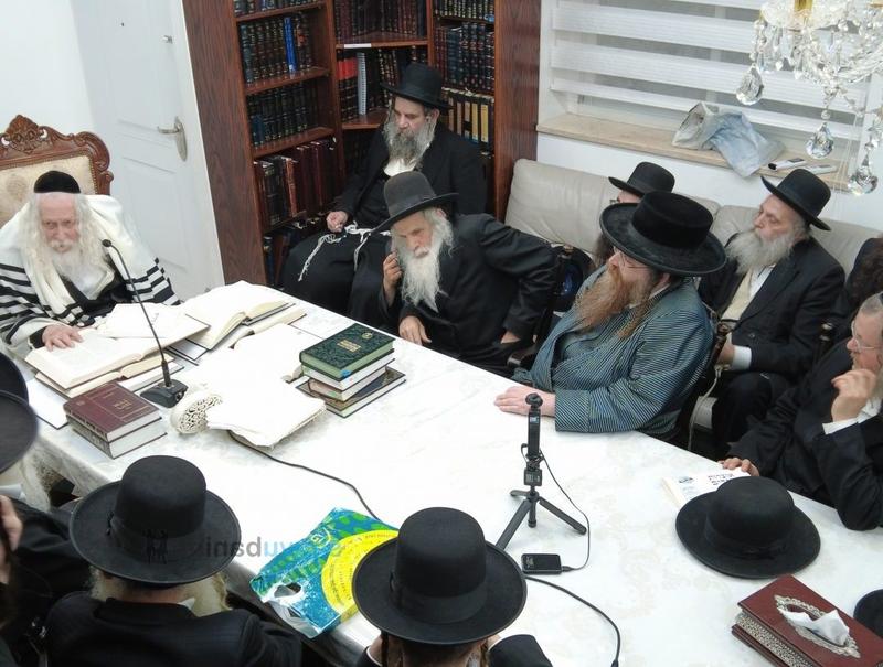 שיעור לאברכי כולל חצות בקבר רחל במעונו של הגה"צ רבי אליעזר ברלנד שליט"א