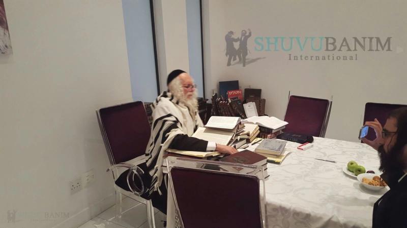 שידור חוזר מדרום אפריקה! שיעור לכבוד הילולת מוהרנ"ת זצוק"ל י' טבת תשע"ו מאת