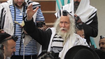 האזינו: בעז"ה אתם תרקדו עד אור הבוקר - ניסים של הגה"צ הרב אליעזר ברלנד שליט"א