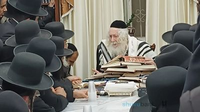 שיעור לתושבי אופקים בבית הגה"צ רבי אליעזר ברלנד שליט"א