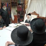 A Shiur for the Avreichim of the Shuvu Banim Halachah Kollel, in the Home of Rabbi Eliezer Berland shlit"a