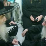 גלריית תמונות: גדולי ישראל מגיעים לנחם את הגה"צ הרב אליעזר ברלנד שליט"א