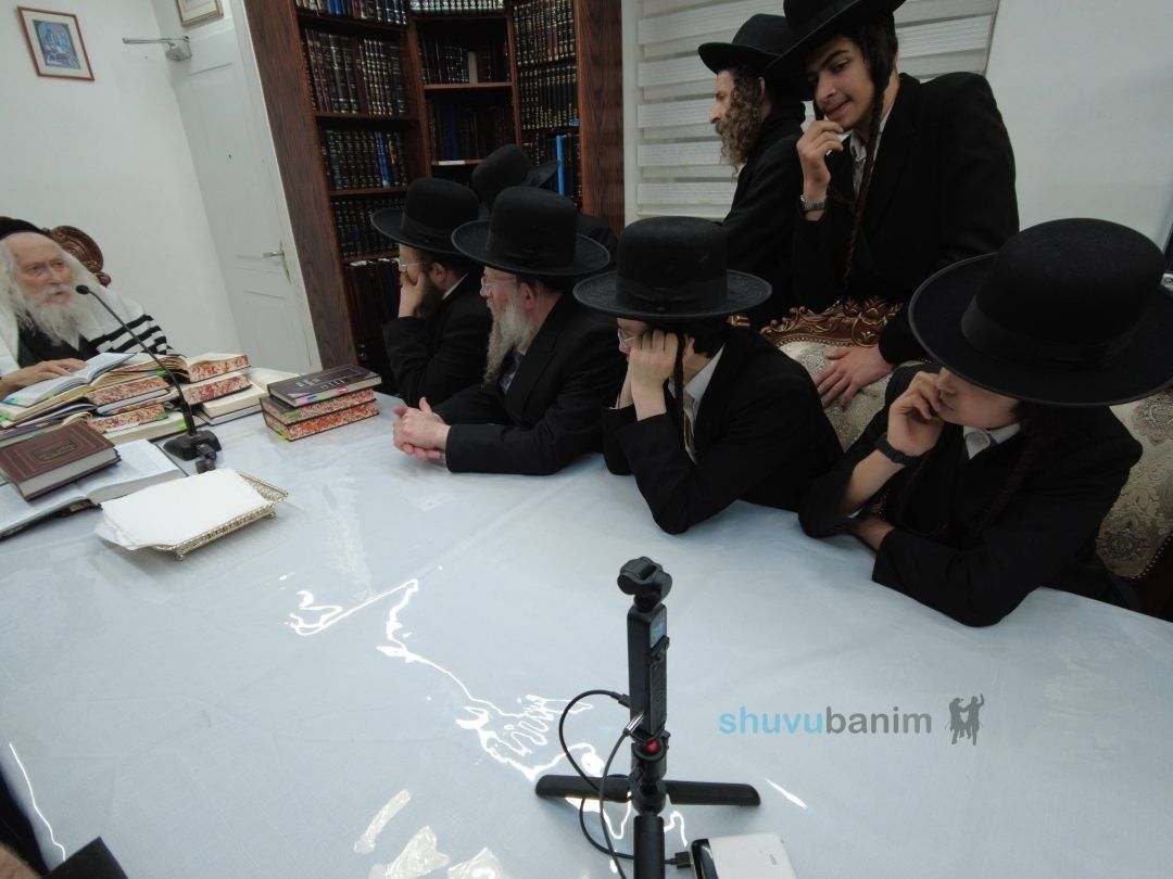 לקראת עצרת המיליון: שיעור לבחורי ישיבת 'חכמה ודעת' מהגה"צ רבי אליעזר ברלנד שליט"א