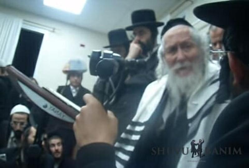 "כל העניין זה ללכת אחרי הצדיק" - הגה"צ הרב אליעזר ברלנד שליט"א בבית שאן