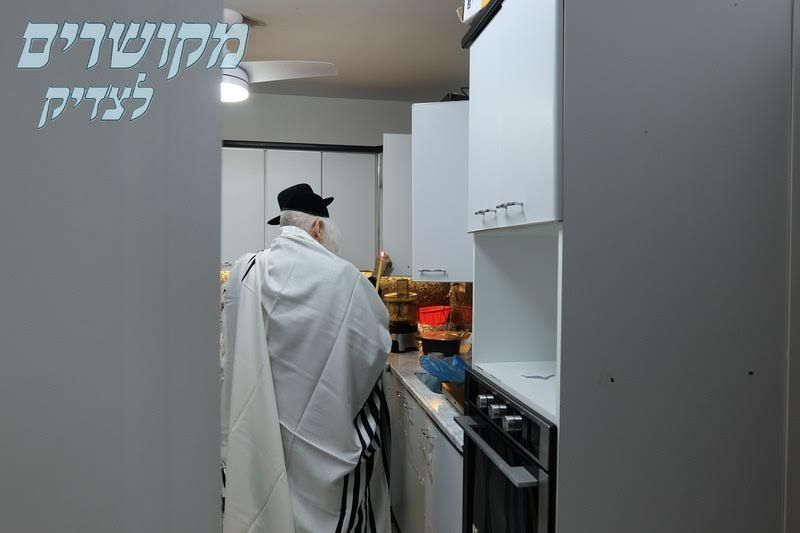 מורינו הרב שליט"א בליל בדיקת חמץ