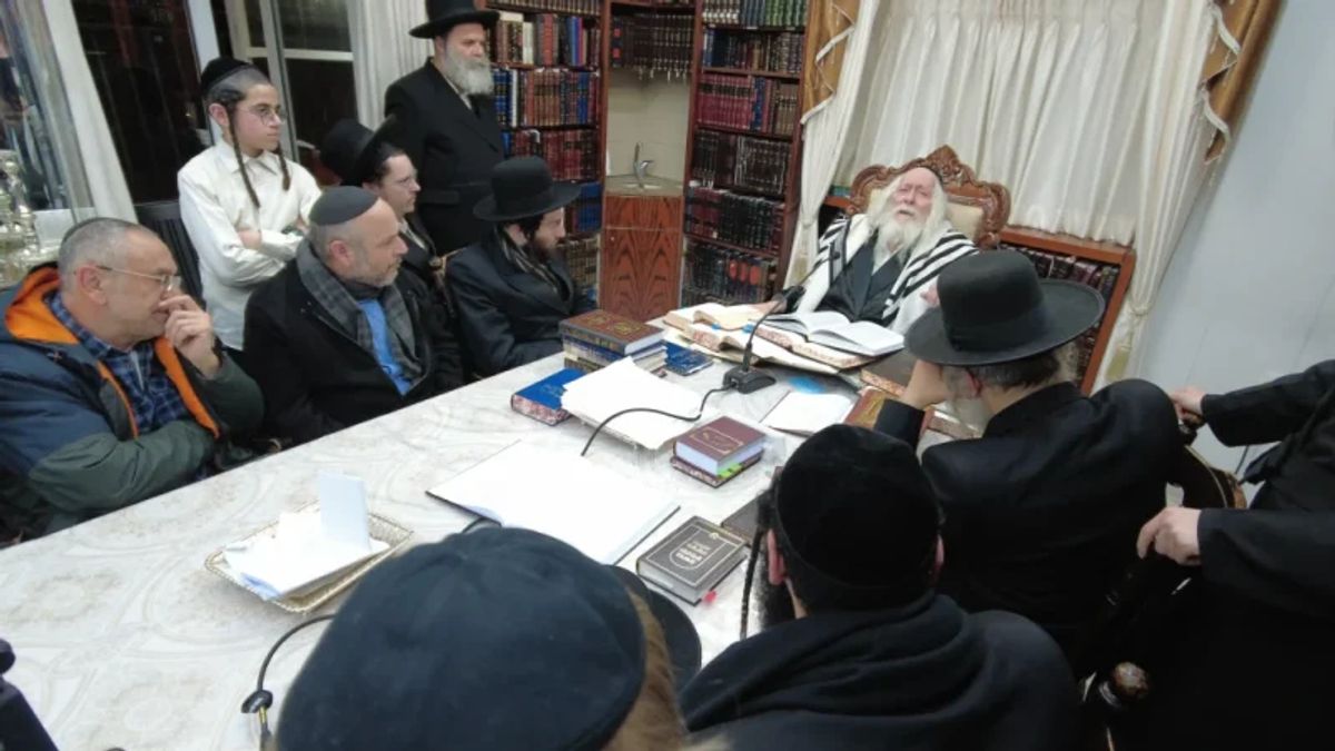 שיעור לכולל בית מדרשינו במעונו של הגה"צ רבי אליעזר ברלנד שליט"א