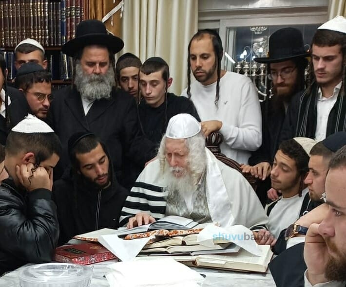 כנס חנוכה לישיבת מתחברים במעון קודשו של הגה"צ רבי אליעזר ברלנד שליט"א