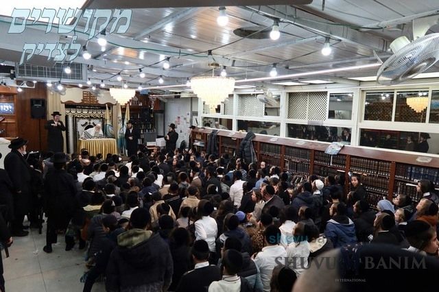 “Flask of Pure Oil” – Chanukah Gathering for “Yeldei HaTzaddik” Group for Children