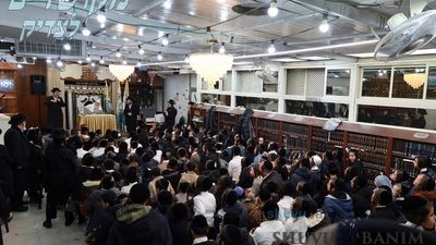 “Flask of Pure Oil” – Chanukah Gathering for “Yeldei HaTzaddik” Group for Children