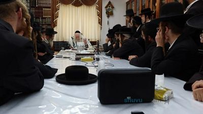 שיעור לחונכי ארגון 'משכני' לקידום בחורים בבית הגה"צ רבי אליעזר ברלנד שליט"א