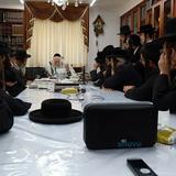 שיעור לחונכי ארגון 'משכני' לקידום בחורים בבית הגה"צ רבי אליעזר ברלנד שליט"א