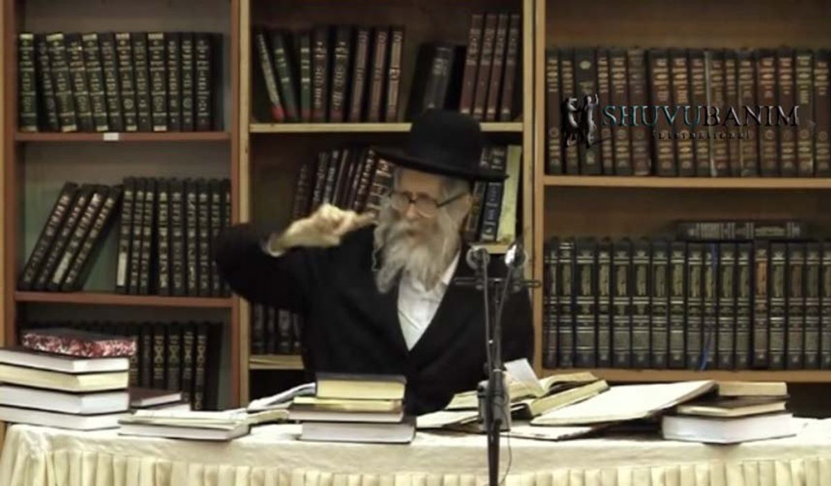 הרב ברלנד שליט"א בראיון נדיר לעיתון מעריב משנת 1978 המדבר על חשיבות הסיגופים: "מנהיגים כאלה יכולים לפעול בגלוי או בנסתר; אין הכרח שילכו אחריהם; הם מנהיגים את הדור לבדם"