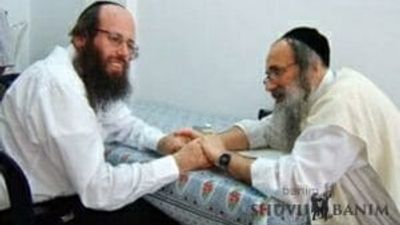 Mashiach is Lying in the Hospital and They Can't Manage to Kill Him -- Latest Message of the Autistics