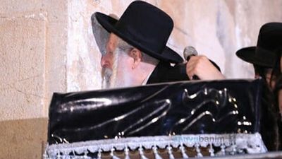 עצרת התפילה המרגשת בחברון עם הגה"צ הרב אליעזר ברלנד שליט"א: גלריית תמונות