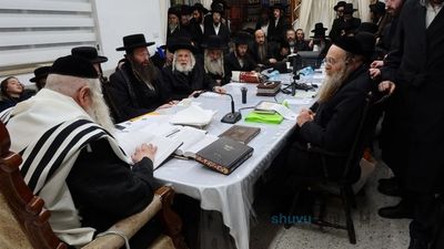 חבורה לנבחני מפעל התורה במעונו של הגה"צ רבי אליעזר ברלנד שליט"א