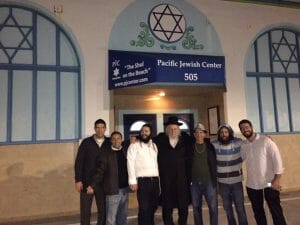 Rav Succot by "The Shul on the Beach" in LA