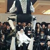 מראות הקודש המשמחים: הגה"צ הרב אליעזר ברלנד שליט"א בחתונת רייכר סלמנוביץ'