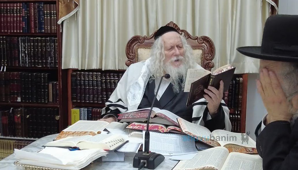 שיעור לתושבי חברון במעונו של הגה"צ רבי אליעזר ברלנד שליט"א