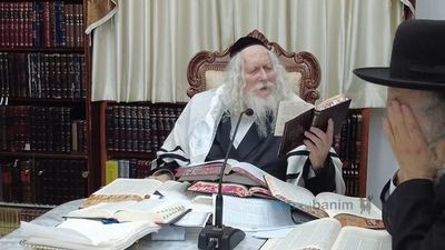 שיעור לתושבי חברון במעונו של הגה"צ רבי אליעזר ברלנד שליט"א