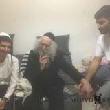 גלריית תמונות מרגשת: הגה"צ הרב אליעזר ברלנד שליט"א בקבלת קהל בחולון