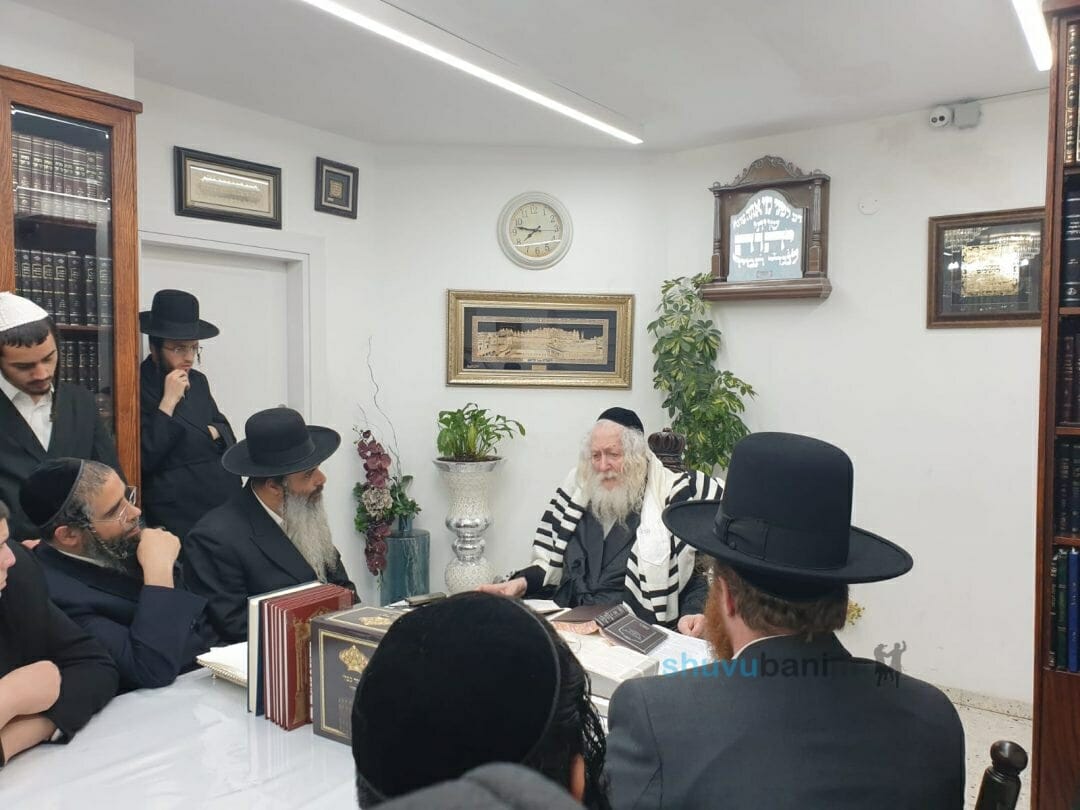 שיעור לבחורי הישיבה לצעירים החדשה בראשות הר' יהודה קרימלובסקי שליט"א