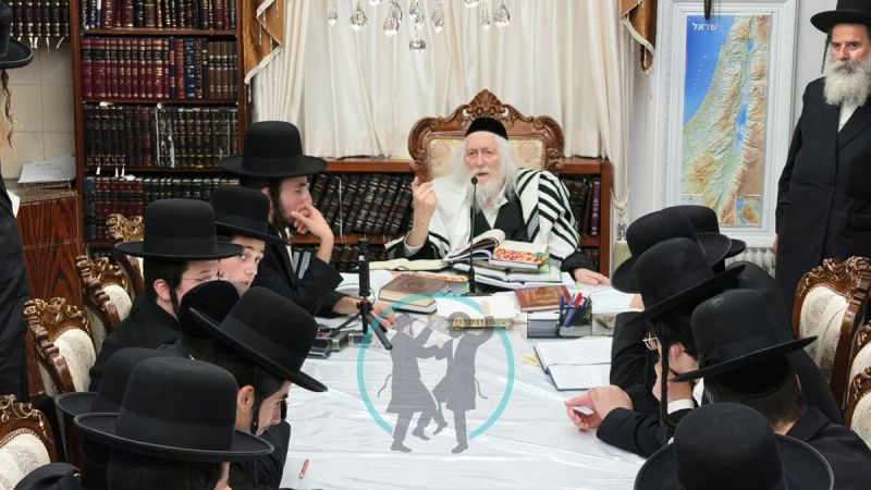 גלריה - שיעור מורנו הרב ברלנד שליט"א לבחורי ישיבת "נחלי התורה"
