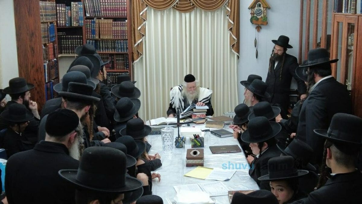 חבורת דף היומי בישיבת 'חכמה ודעת' בקודש פנימה