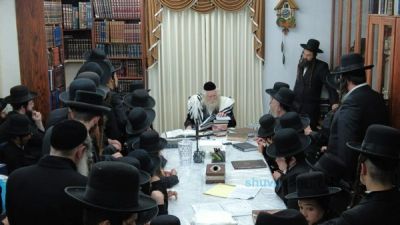 חבורת דף היומי בישיבת 'חכמה ודעת' בקודש פנימה