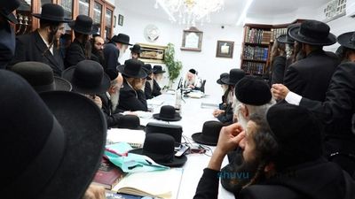 שיעור למגידי השיעורים בקו המידע דחסידי ברסלב בבית הגה"צ רבי אליעזר ברלנד שליט"א