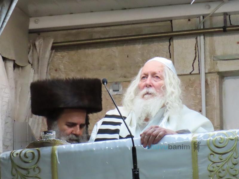 מַעֲשֶׂה בְּרַבִּי אֱלִיעֶזֶר • סיקור נרחב מיום טוב ראשון דפסח בצל הגה"צ רבי