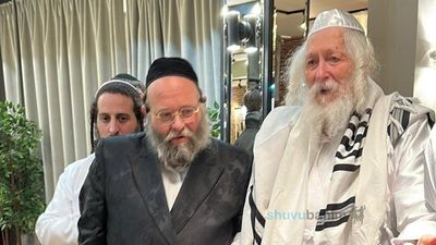 מְלֹךְ עַל כָּל הָעוֹלָם ◇ תיעוד בלעדי וסיקור נרחב: ראש השנה בצילו של הגה"צ רבי אליעזר ברלנד שליט"א