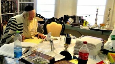 חדש: שיעור מתוך הכלא - הגה"צ הרב אליעזר ברלנד שליט"א