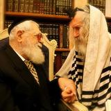 הגה"צ ר' אליעזר ברלנד שליט"א עם מר"ן ר' עובדיה יוסף במפגש מיוחד.