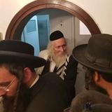 צפו: הגה"צ הרב אליעזר ברלנד שליט"א בחוג בית בקריית מנחם ירושלים - גלריית תמונות