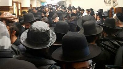 "באיזה צד אתה רוצה להיות שיגיע המשיח"? שיחה מהרדיו בהתבוננות עמוקה על מצב הרב ברלנד שליט"א