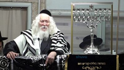 "וְזֶה קוֹרֶה בְּכָל חֲנוּכָּה שֶׁמְּנַצְּחִים אֶת כָּל הָאוֹיְבִים" – הגה"צ רבי אליעזר ברלנד שליט"א